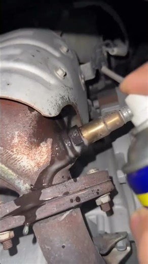 Manifold Oxygen Sensor RustRemove Spray Cleaning ✔️ #manifold #oxygen #sensor #rust #remove #clening