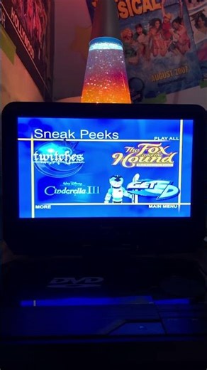 Sneak Peeks Menu from The Wild 2006 DVD (4:3)