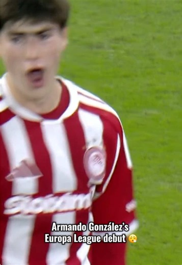 Armando González Europa League debut — Olympiacos número 34