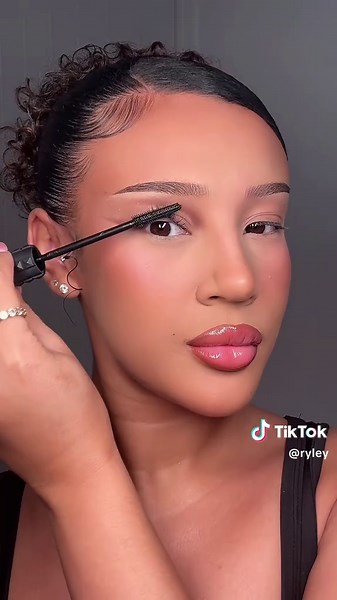 Quick & Easy Eyeshadow Hack for Stunning Looks