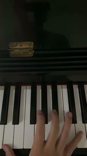 How to play Unravel - Easy Version #piano #anime