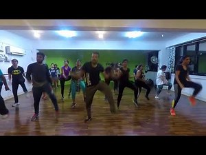 Daddy Yankee - Hula Hoop | Zumba Fitness