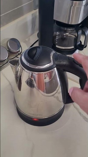 Is the Agratto CE-02 1500W Electric Kettle any good?