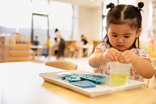 Daily Routine For Toddlers In Childcare | Montessori Academy