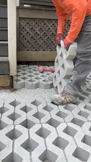 1.8K views | Permeable driveway interlocking! #permeable #interlocking #interlock #landscaping #landscape #landscapers #pavers #buildingcompany #landscapingideas #landscapingcompany #toronto #transformation | Garden Design Ideas | Facebook