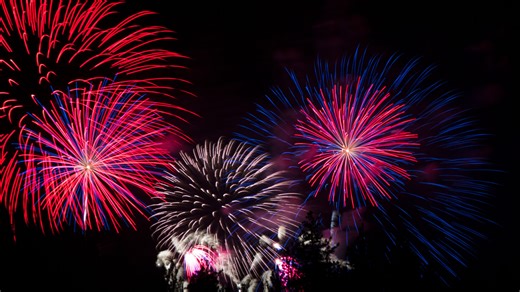 What’s open and closed on July 4 in Reno: Walmart, Costco, post office and more