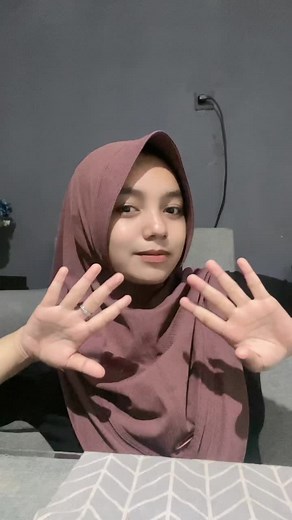 Creative Makeup Tutorials on Instagram