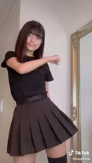 絶対領域見て😉