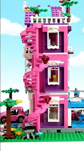 Barbie’s Lego house/Maison Barbie enLego/Casa de Barbie de Lego/Casa Barbie in Lego/芭比乐高房子/バービーのレゴの家