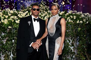 "My reason for everything" - Russell Wilson shares touching family moment as QB enters Year 14 in NFL (VIDEO)