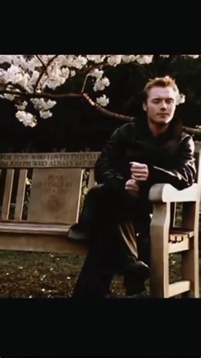 The smile on your face lets me know that you need me>>>WHEN YOU SAY NOTHING AT ALL. Ronan Keating 1999🎧🎤 #ronankeating #whenyousaynothingatall #viral