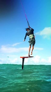 • Fred Hope @fredhopekite by 🎥: @jackpremzic 🇺🇸 Maui, Hawaii #KiteFoil #Kiteboarding & #Kitesurfing : #KitesurfingWorld • #TravelGuide for #Kitesurfers & #Kiteboarders : #KitesurfingWorldGuide | Kitesurfing World