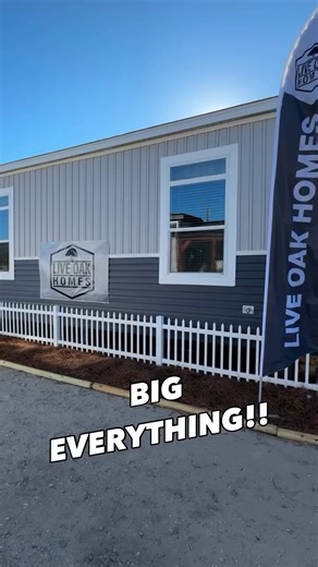 1.9K views · 21 reactions | 盧This LARGE mobile home is the “Quail Ridge” by Live Oak Homes. This prefab house is over 2,200 sqft. WATCH THE FULL TOUR ON THE CHANNEL FOR ALL THE INFO AND PRICING, link in bio! #prefabhouse #housetour #mobilehome #newhome #manufacturedhomes #realestate #house #prefabhomes | Tate vexon | Facebook