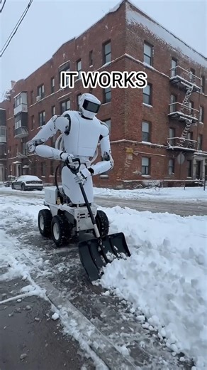 They Let a Robot Shovel Snow... Is This Actually Real?