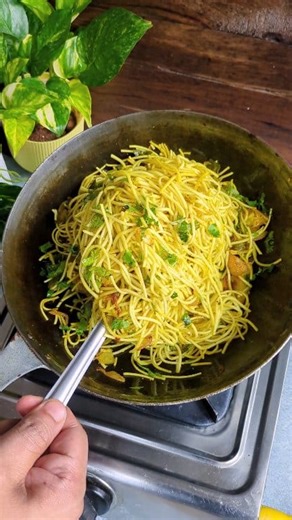 20K views · 52 reactions | ✅ Haldi Wali Chowmein Recipe 茶...
