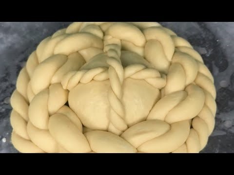 Colac impletit in patru pentru parastas