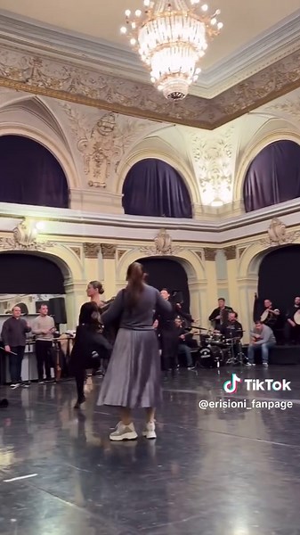 New Dance💥 •Lika Tsipuria #ესერისიონია🇬🇪 #ესუნდანახო❤️ #ერისიონი #erisioni