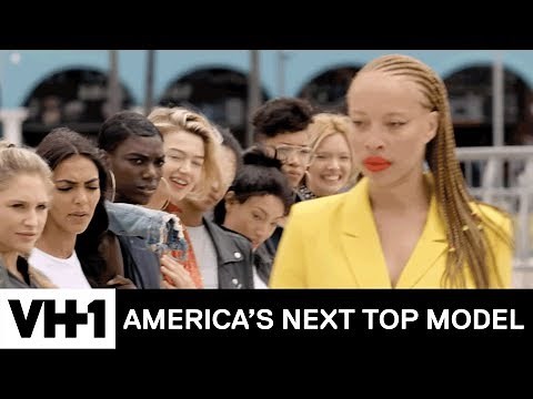 The Contestants Show Stacey McKenzie Their Best Runway Walk ‘Sneak Peek’ | America's Next Top Model