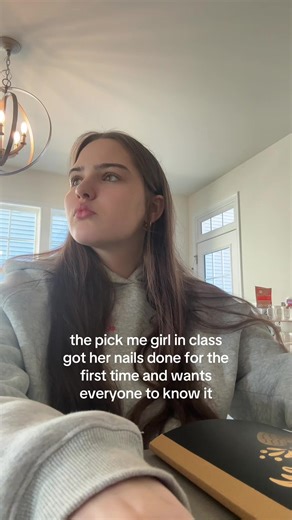 pick me girl in class #asmr #lofiasmr #pickme #pickmegirl #onegirl | nails asmr