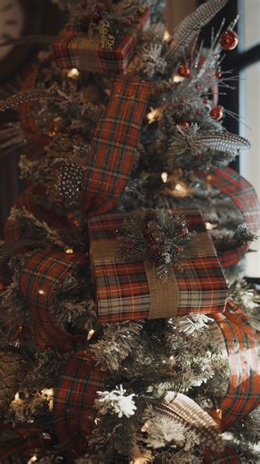 ✨The most wonderful time of the year is coming to Downtown High Point!✨ Join us for the Holiday Stroll on December 6th, 10AM–4PM and experience a day full of holiday cheer — from train rides and carriage rides to a petting zoo and festive shopping! 🎁 🎄Don’t forget to grab your Holiday Stocking (on sale now!) and fill it with seasonal goodies from our downtown shops. #DowntownHighPoint #HolidayStroll #HighPointNC #FamilyFun #ShopLocal #HolidayMagic #HometownHolidays | Downtown High Point