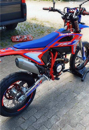 Beta Stock 💉🔥🏍️ #beta #supermoto #bike #bikelife @⚡mats_xzeus58⚡ @André_hmb😮‍💨 @barne @maxime @Rene.hmb🇩🇪 @Lui