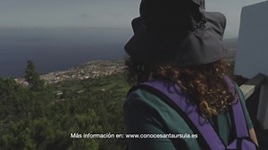 🌍 ¡Comienza el reto Conoce Santa Úrsula! Nuestro municipio alberga numerosos espacios naturales de gran valor paisajístico, etnográfico y medioambiental. 📌 Te animamos a que descubras nuestras 12 joyas. Adquiere el folleto de Conoce Santa Úrsula en los estancos, tiendas de deportes, la Ferretería Monje y el Quiosco de la Plaza y sumérgete en nuestra naturaleza. 📸 Demuestra que has visitado el paraje con una fotografía, consigue tu sello, y llévate premios como guías de naturaleza y pósters de