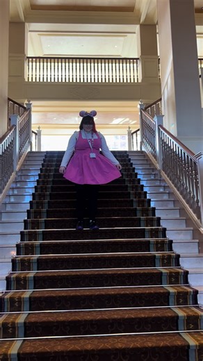 Why is it so difficult to princess walk down those stairs? 😭❤️✨ #fyp #disneylandparis #dlp #disneymagic #home