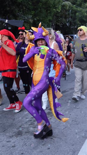 Fun times at Fantasy Fest! We can’t wait until next year! #fantasyfest #duvalstreet #halloweenparty #keywestflorida | Key West Virtual Tours
