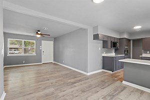 121 Roma Dr, Garland, TX 75041 - MLS 20936385 - Coldwell Banker