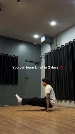 Vishal pandey on Instagram: "L sit tutorial ✅ . Follow for more calisthenics tips 📈 . . . #calisthenics #lsit #instagram"