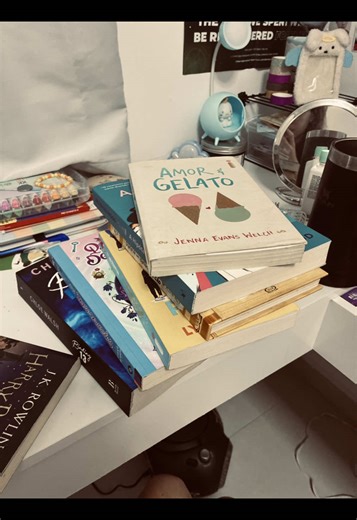 #booktok :: livros pra sair da ressaca literária ! // #fyp #girl #book #girlythings