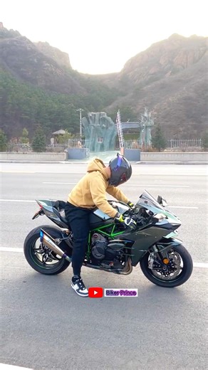 This Kawasaki H2 Sound is INSANE🔉#shorts#trending#ninja#h2r#rider#viralvideo#viralshort#sound#top