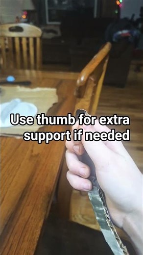 how to flip a karambit