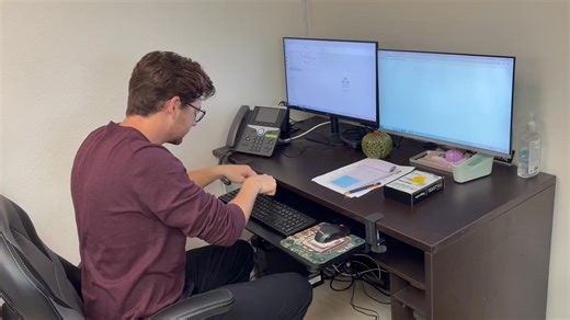 Ever wondered what the F keys at the top of your keyboard do? Here's a quick overview of some of the more helpful ones. . . . . #masraminute #masratechit #helpfulhints #pc #computers #smallbusiness #blackownedbusiness #microsoft #fyp | Masra Tech