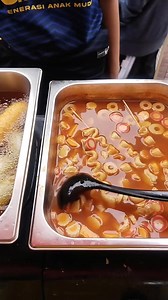 29 reactions · 20 comments | Gak pa2 hasilnya kecil asal hasil keringat sendiri #idejualanviral #Corndogmozarella #semuaorang #jangkauan #fyp #fbpro #monetisasi | Neng Wida | Facebook