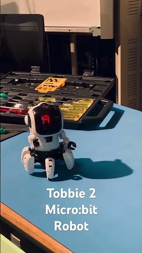Tobbie 2 #robot #microbit