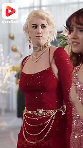 Mi cita con el destino 🔥🧡Un acto de bondad al azar... Ahora la niña que salvé me llama mamá... ¿Aún más loco? ¡Su padre resultó ser un multimillonario CEO! Y él, simplemente su padre adoptivo... ¿Será mi hija perdida, arrebatada hace 8 años? #GoodShort | GoodShort