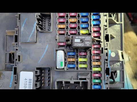 2013 Ford Taurus BCM Multifunction Module Location and Removal