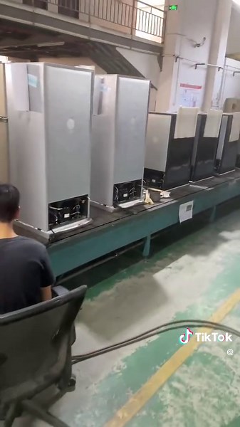 factory production line, DC fridge #factory from #china #solarfridge #dc #homeuse #solarhomesystem #refrigerator #freezer #solar #solarenergy #PV #rv