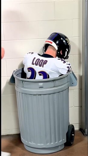 John Harbaugh puts Tyler Loop inside a TRASH can after missed field goal vs Steelers 😳