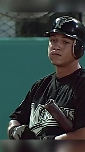 1.9M views · 87K reactions | Primer turno de Miguel Cabrera en una serie mundial y fue vs Rogers Clemens  #beisbol #mlb #MiguelCabrera #baseball #vs | La Zona Beisbol | Facebook