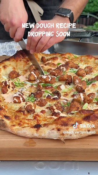 This might be the best crust I’ve made so far… and I’m getting ready to share it with YOU! And oh, yeah — sound ON for this one. Trust me. Full test dropping this weekend. #p#pizzap#pizzatokp#pizzadoughh#homepizzaooni @Ooni