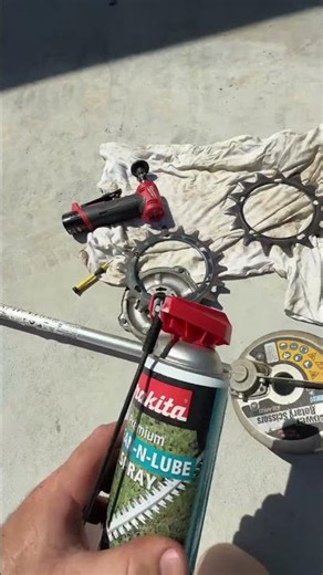 Super Sharp edges with no skill required. Power Rotary Scissors