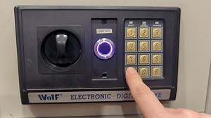 Fingerprint Safe