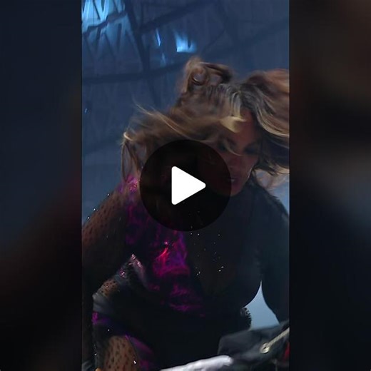 Whoa! Nia Jax is back! #WWERaw #NiaJax | nia jax