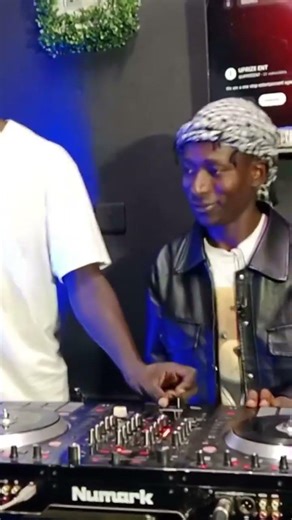 uki pewa 3same boody cout una esabu aje