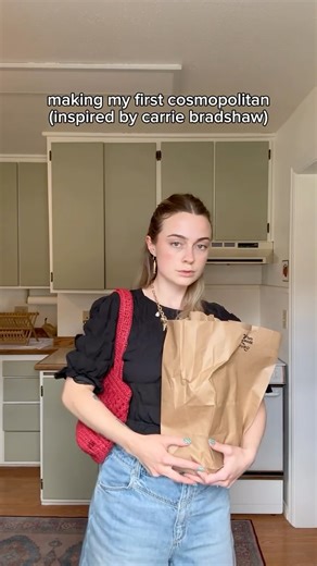 timarie on Instagram: "cheers to nights we won’t remember with friends we’ll never forget❤️ . #fyp #foryou #foryoupage #fypシ #sjp #carriebradshaw #satc #sarahjessicaparker #cosmopolitan #drink #drinkrecipe #cocktails #cocktail #explore #explorepage #womenempowerment #womensupportingwomen #swag #awesome #weekend"