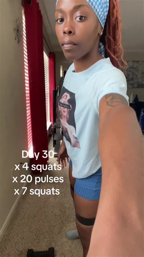 Day 30/30! Not me actually finishing something 😭 new challenge next maybe? #squats #squatchallenge #dumbbell #newchallenge #loading
