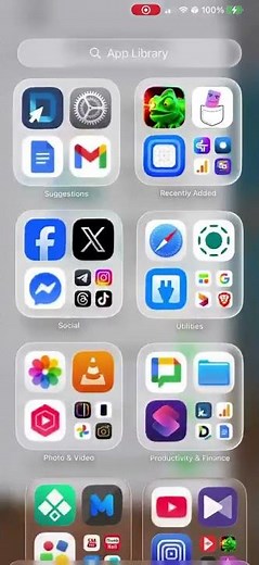 iPadOS 26 on iPhone 12 mini 😂