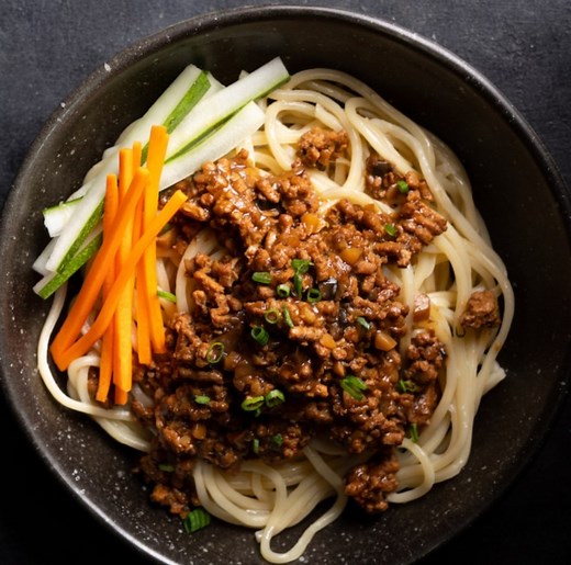 Think bolognese sauce. But Chinese. And with noodles! | Marion Cooks Asian Food Classics